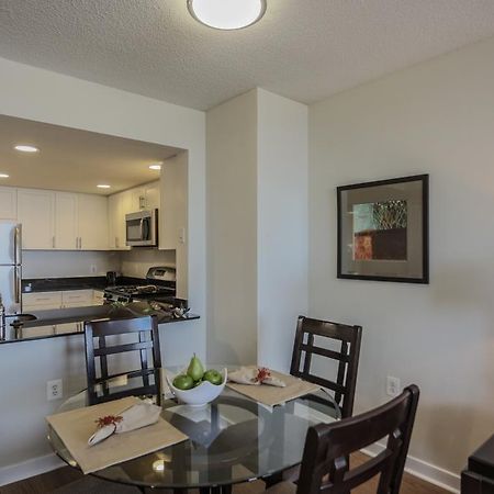 Madison Hospitality At 1401 Joyce Street Arlington Esterno foto
