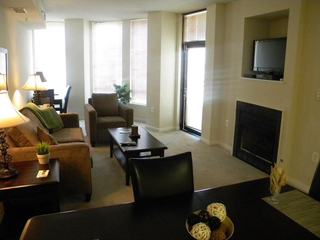 Madison Hospitality At 1401 Joyce Street Arlington Camera foto