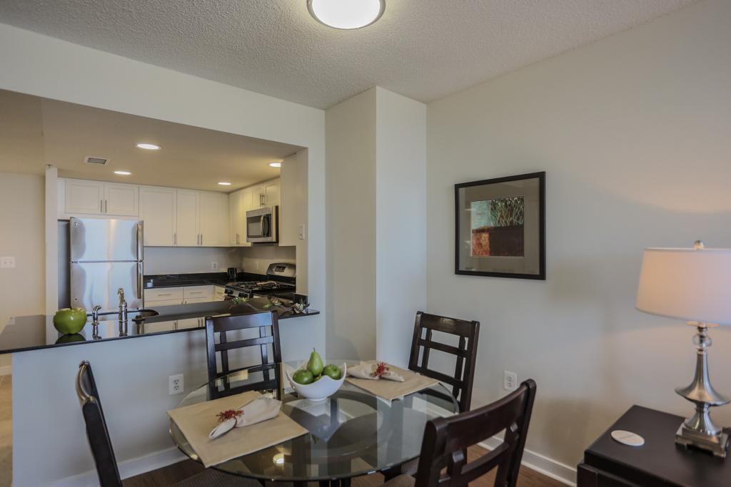 Madison Hospitality At 1401 Joyce Street Arlington Esterno foto
